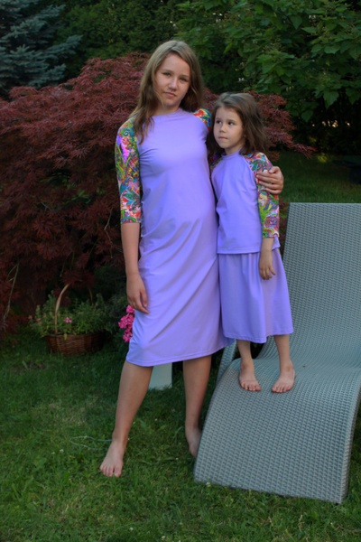 Купальна сукня пряма бузок з кольоровими вставками фото