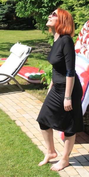 Купальний костюм комбілегінси та кофтинка чорні з вензелями фото