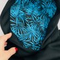 Чёрное Платье-худи с начесом и цветочным принтом в капюшоне suknyahudi-21 фото 2
