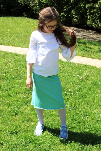 Мятная детская юбка футер с люрексом фото