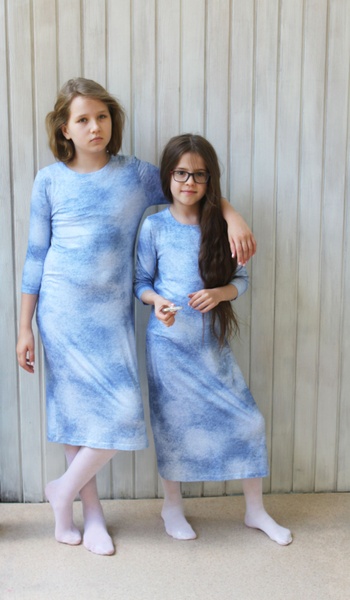 Дитячя домашня сукня блакитна з білим принтом, Розмір 146 фото