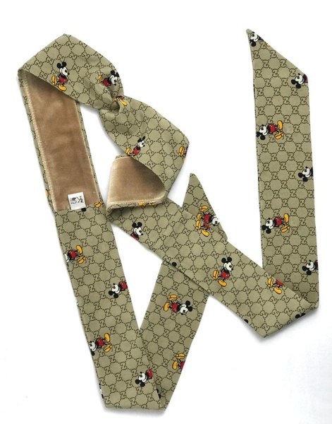 Повязка модели "Твилли" шёлковая из брендовой ткани Gucci принт Микки Маус  фото