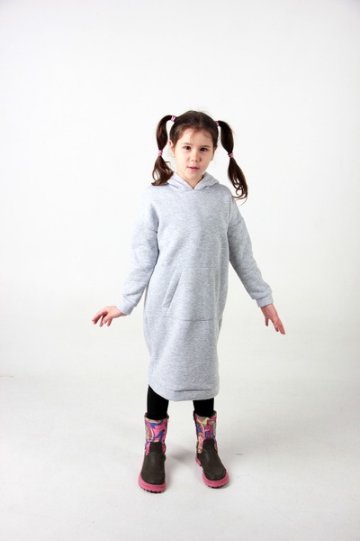 Серое меланж детское платье-худи с начесом с подкладкой "Киты" в капюшоне фото