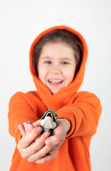 Помаранчева дитяча сукня-худі з начосом з підкладкою "Лего" в капюшоні фото