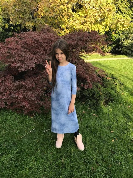 Детское домашнее платье голубое с "потертым" принтом фото